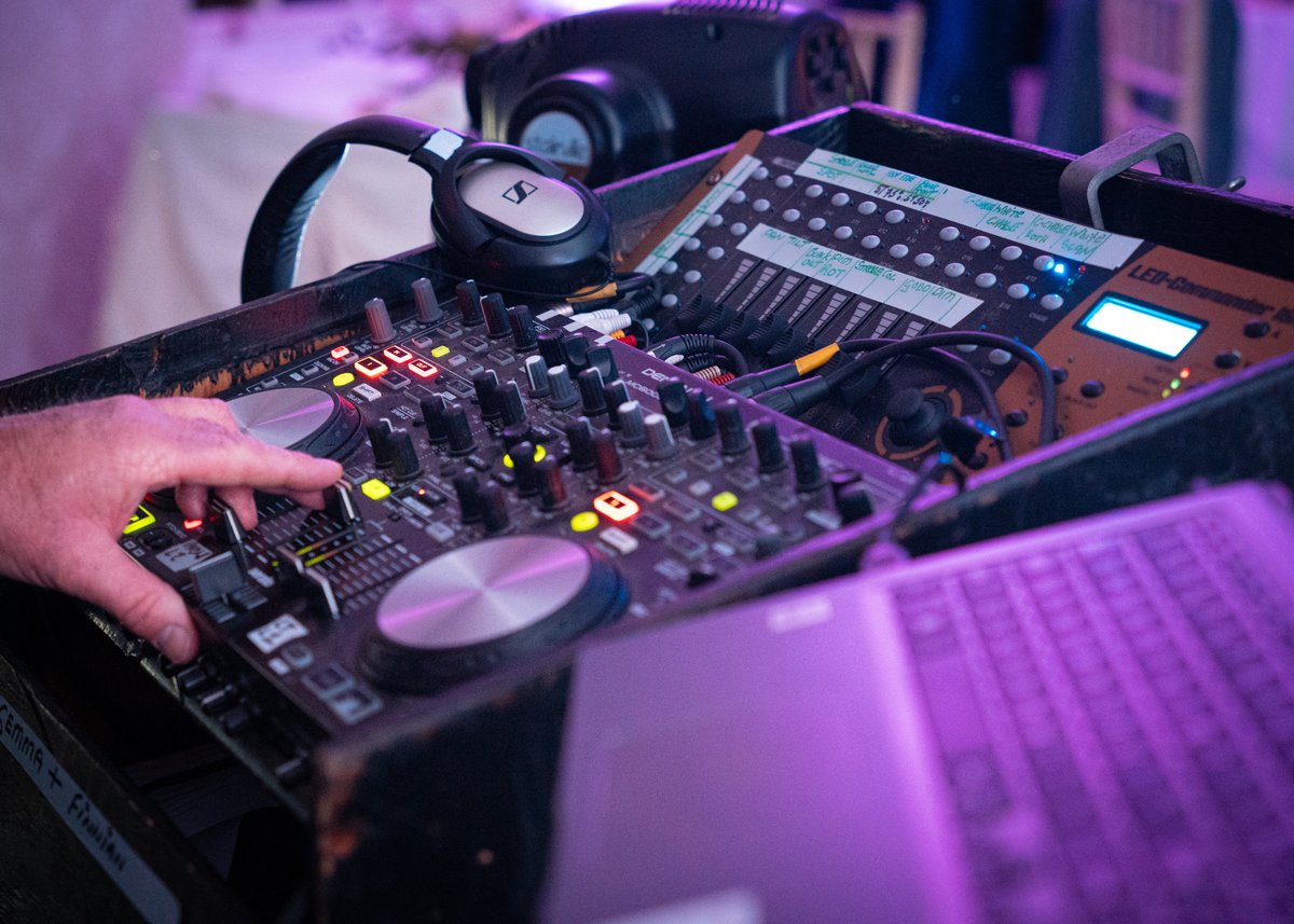 DJ Enda Decks